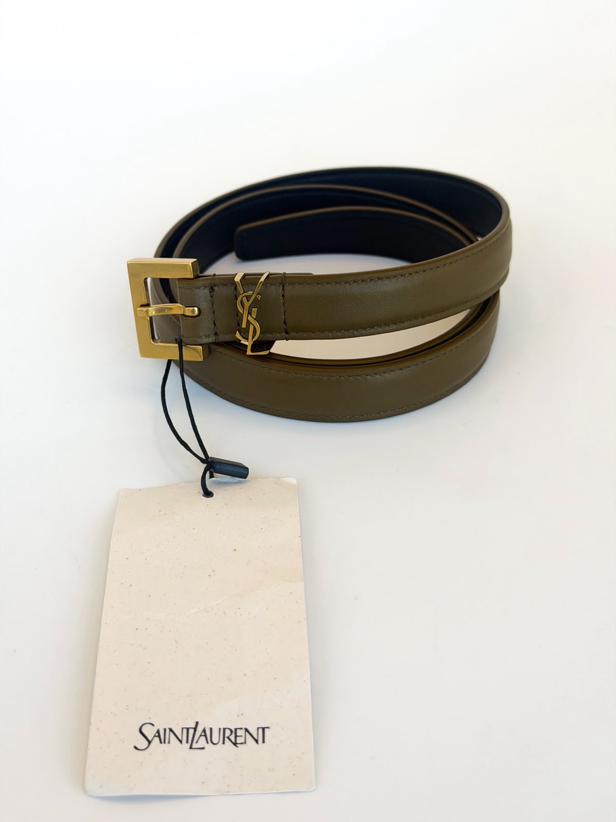 Cinto ysl 1