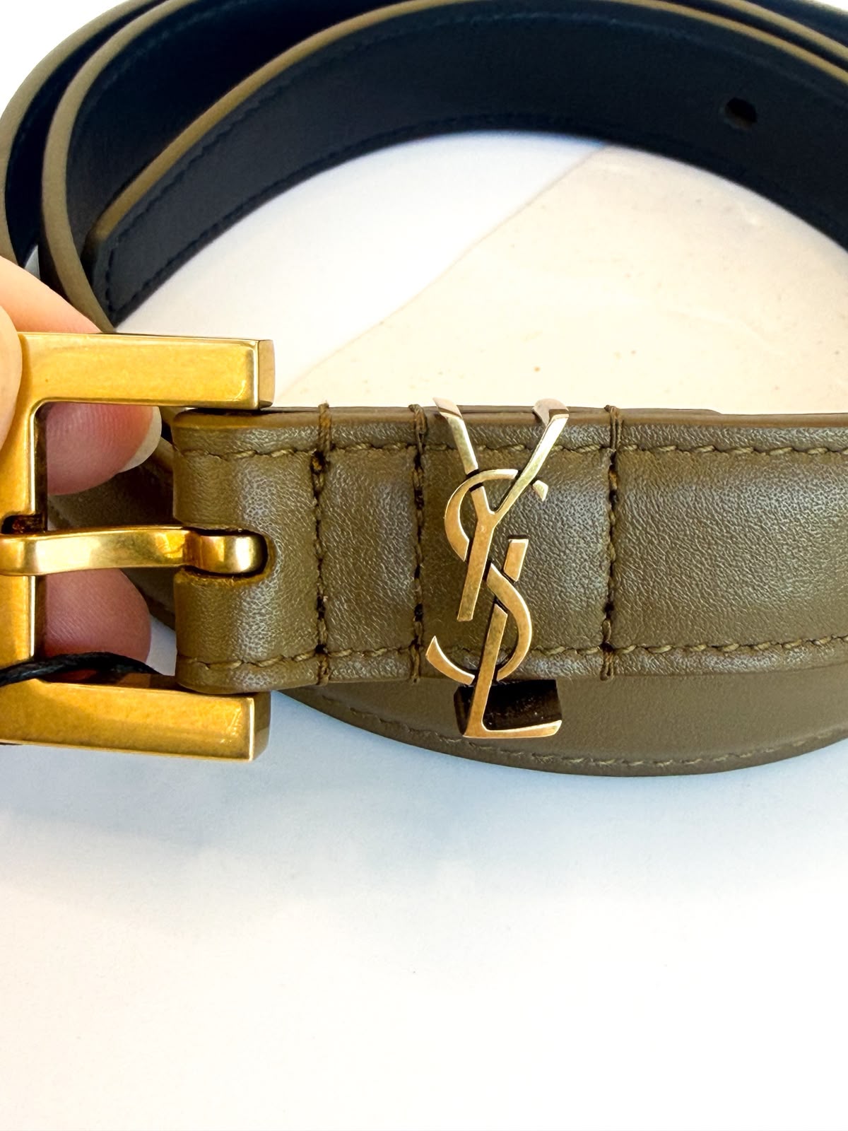 Cinto ysl 3