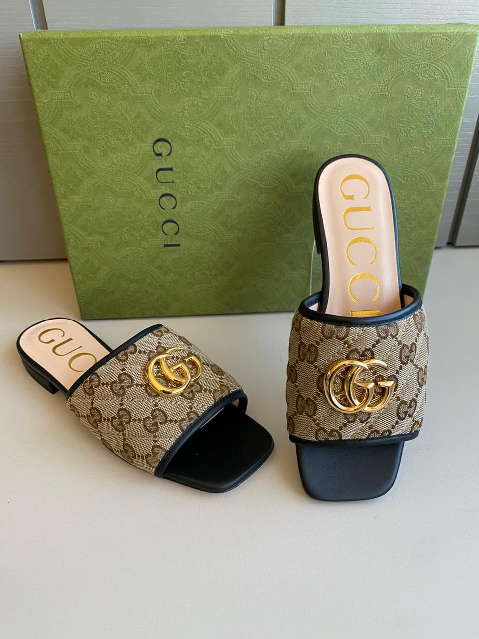 Sandalia Gucci site 1